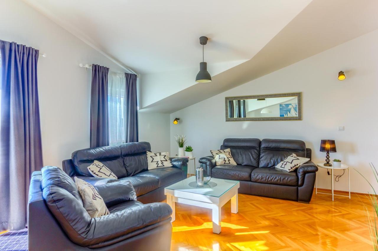 Omis Wind Rose Apartment Eksteriør billede
