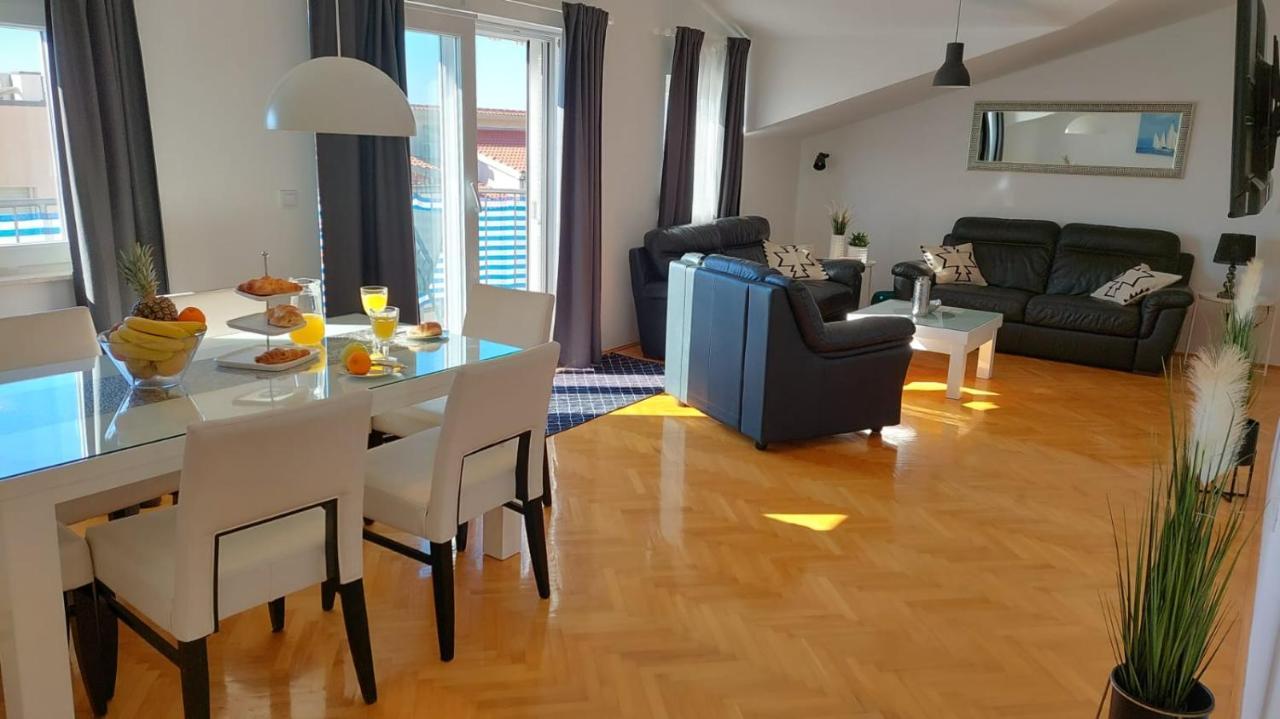 Omis Wind Rose Apartment Eksteriør billede